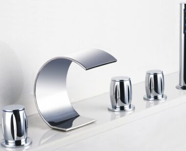 From Unconscious Consumer to Fashion Lover From Unconscious Consumer to Fashion Lover