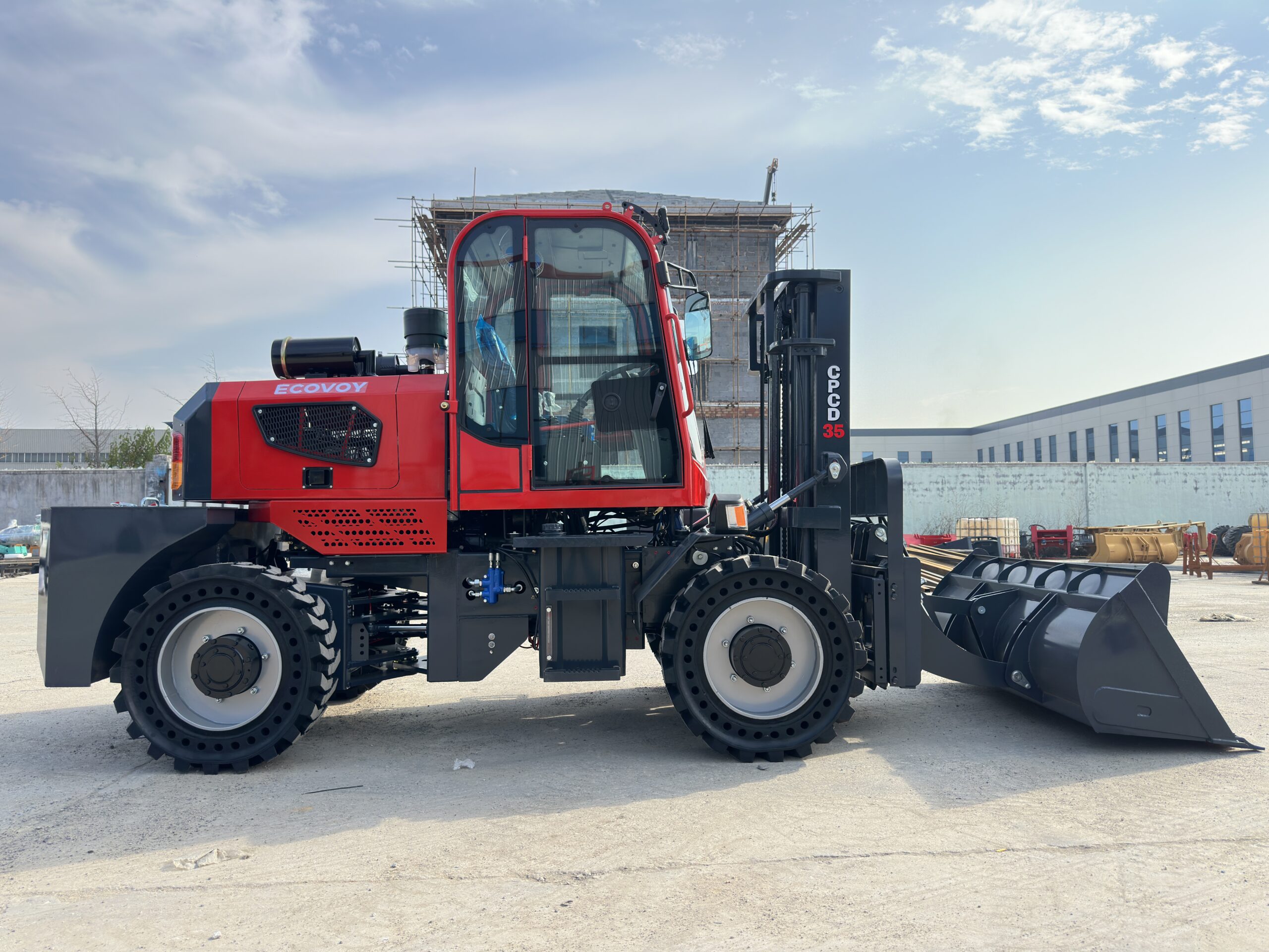 Rough Terrain Forklift(3.5Ton) - Image 5