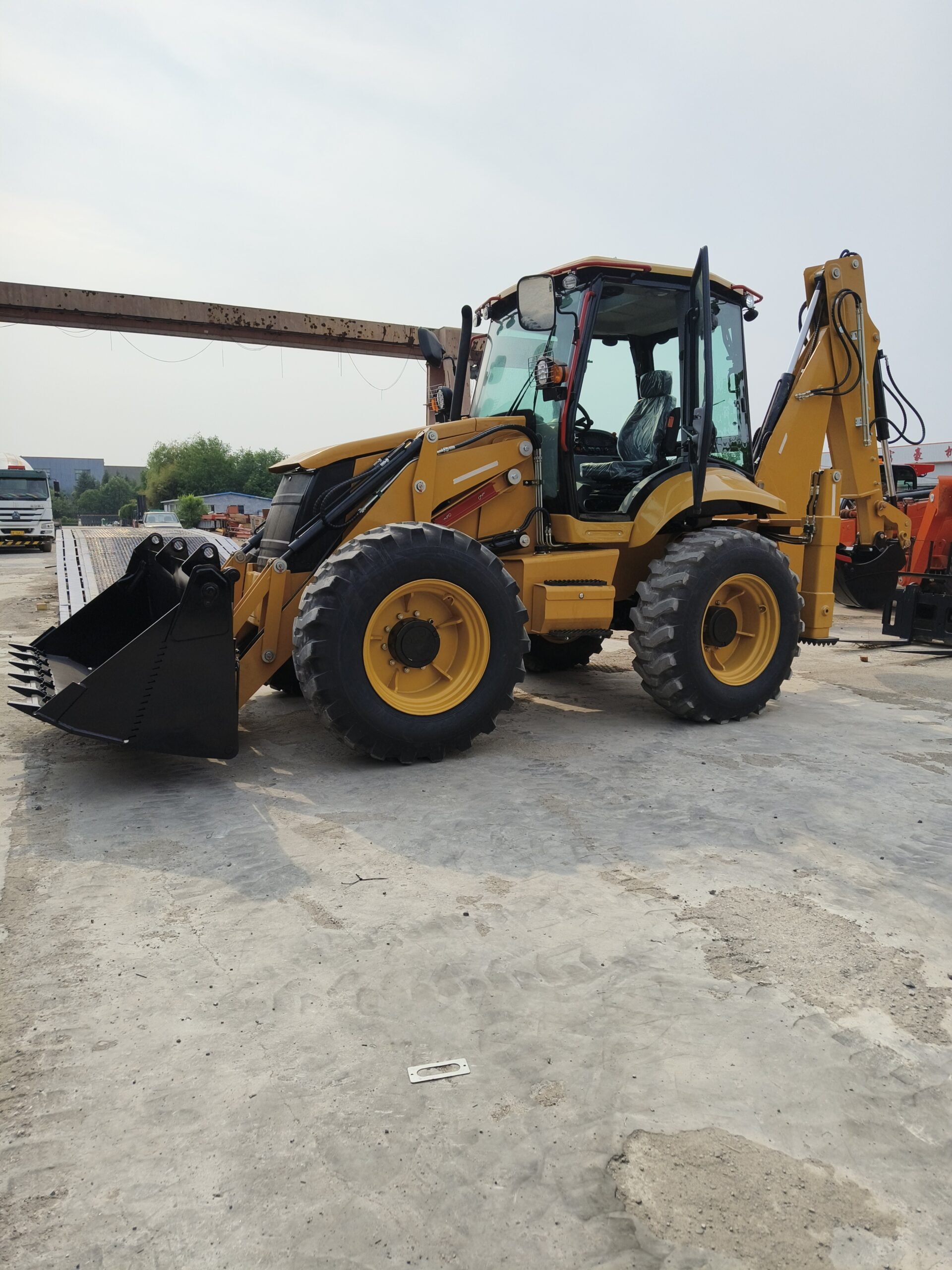 Backhoe Excavator (4CXZ) - Image 6